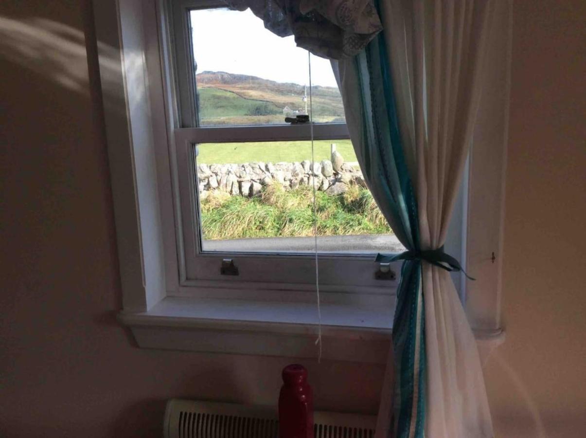 Quaint And Quirky Former Crofters Cottage In ポート・エリン エクステリア 写真