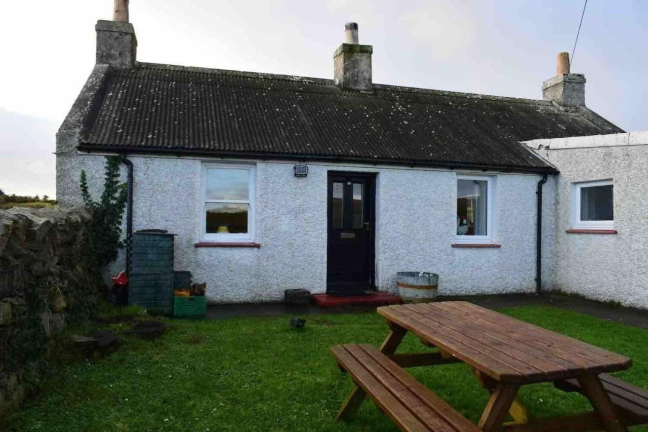 Quaint And Quirky Former Crofters Cottage In ポート・エリン エクステリア 写真