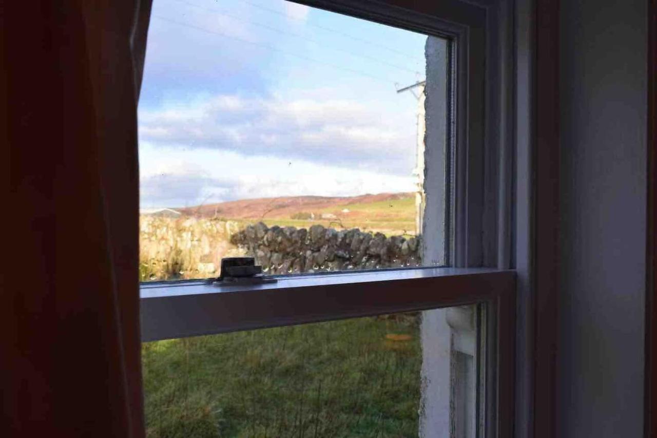 Quaint And Quirky Former Crofters Cottage In ポート・エリン エクステリア 写真